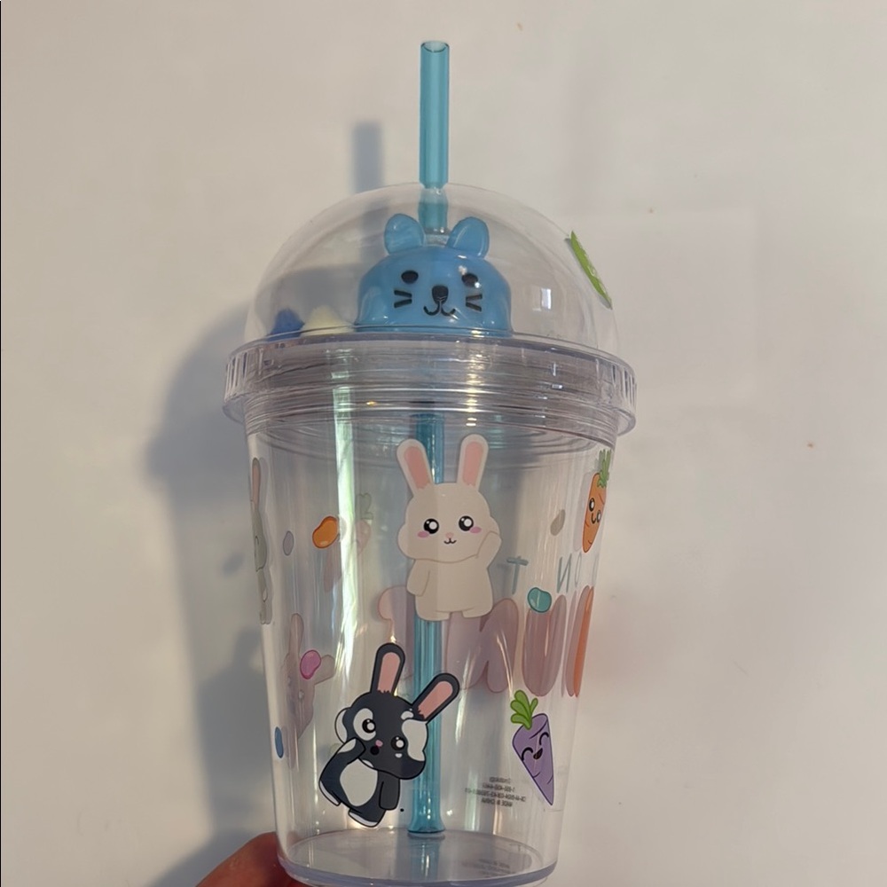 🌻 NWT Bunny Dome Tumbler with Straw